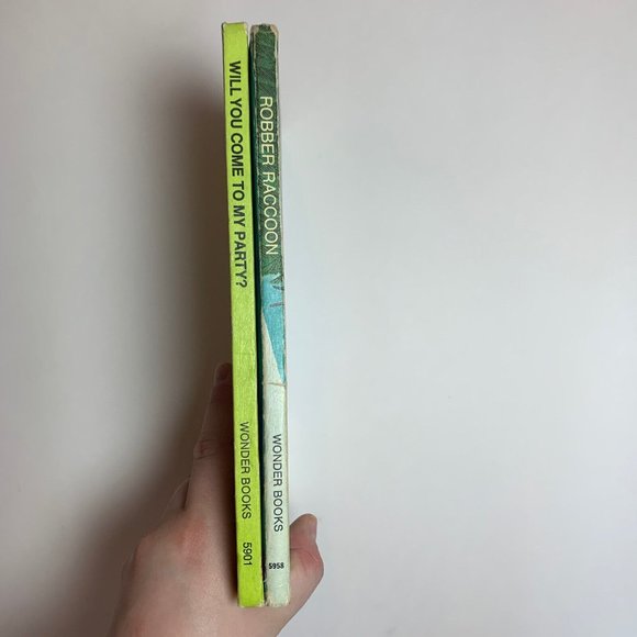 Will You Come To My Party & Robber Raccoon Wonder Books Easy Reader Lot of 2 VTG - Picture 2 of 6
